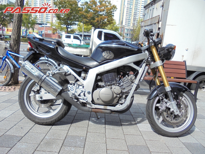 S&T/Hyosung 코멧 250 S
