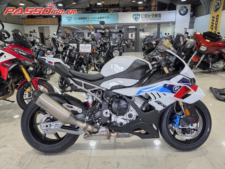BMW S 1000 RR