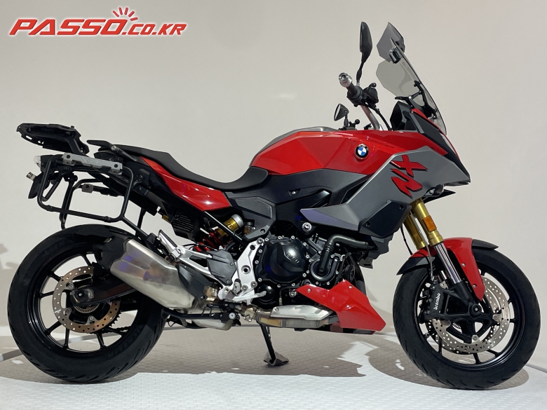 BMW F 900 XR