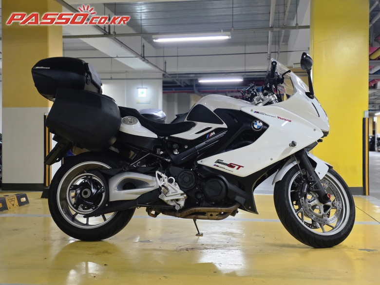 BMW F 800 GT