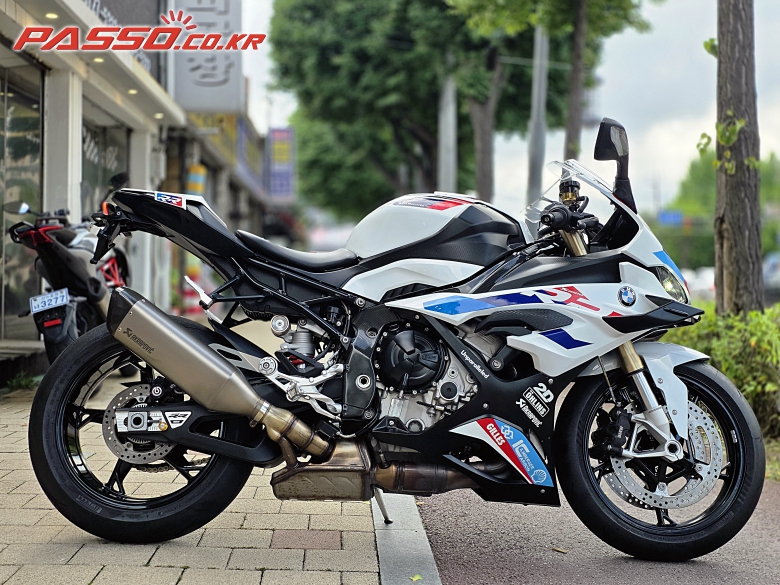 BMW S 1000 RR