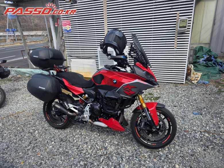 BMW F 900 XR