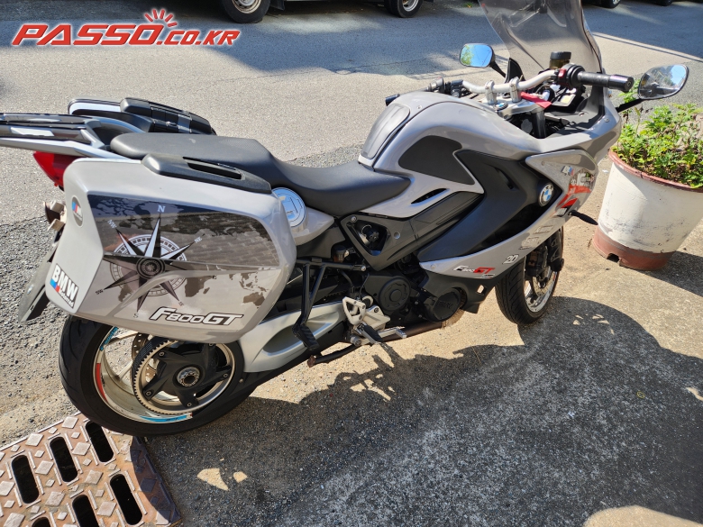BMW F 800 GT