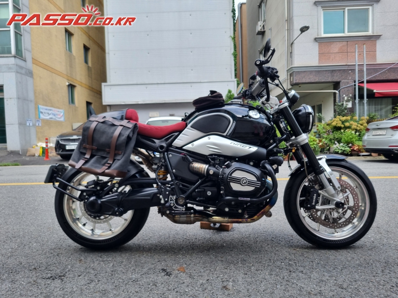 BMW R 나인 T