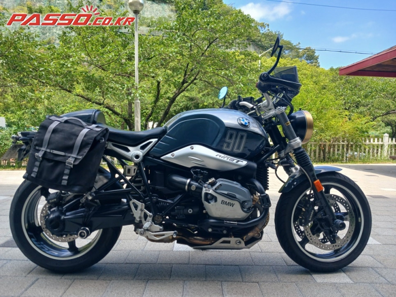BMW R 나인 T 퓨어