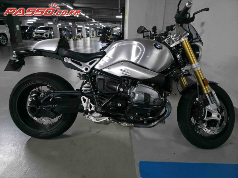 BMW R 나인 T