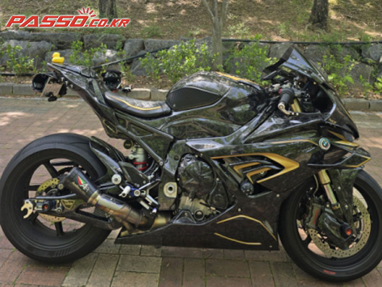 BMW S 1000 RR