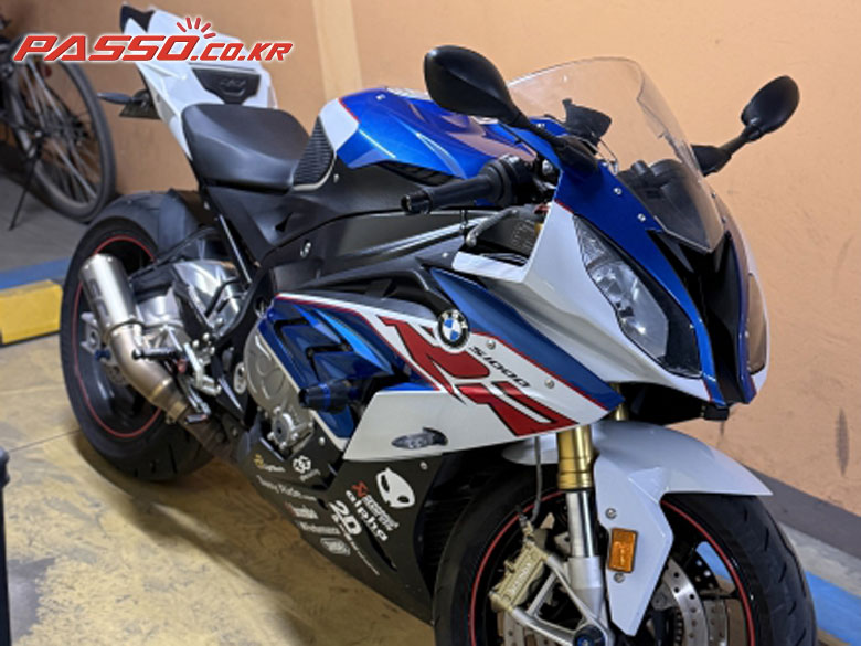 BMW S 1000 RR