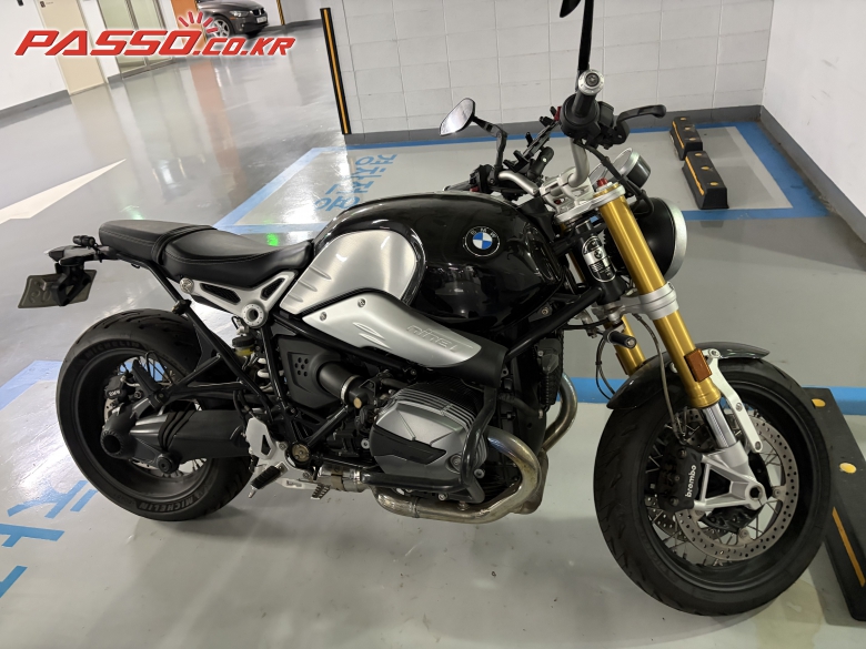BMW R 나인 T