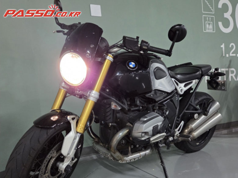 BMW R 나인 T