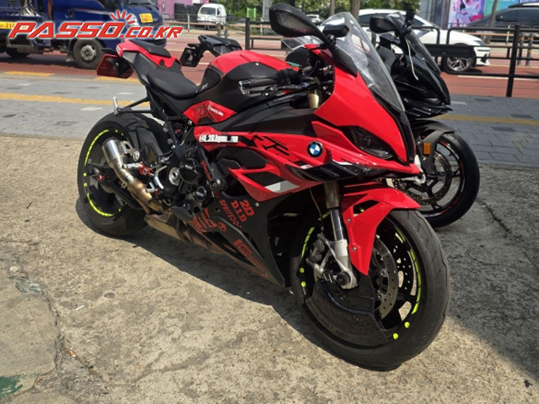 BMW S 1000 RR