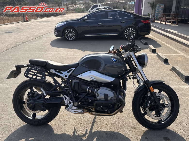 BMW R 나인 T 퓨어