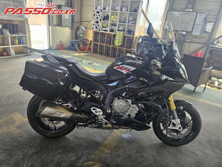 BMW S 1000 XR