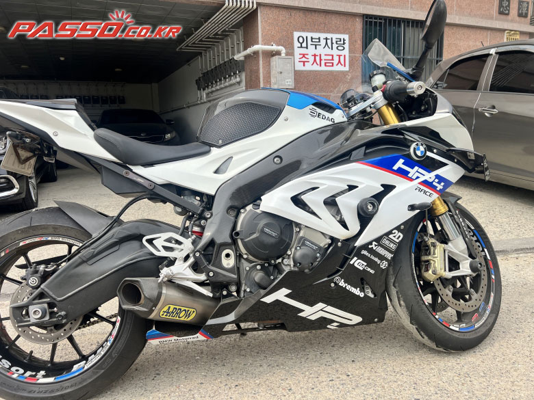 BMW S 1000 RR