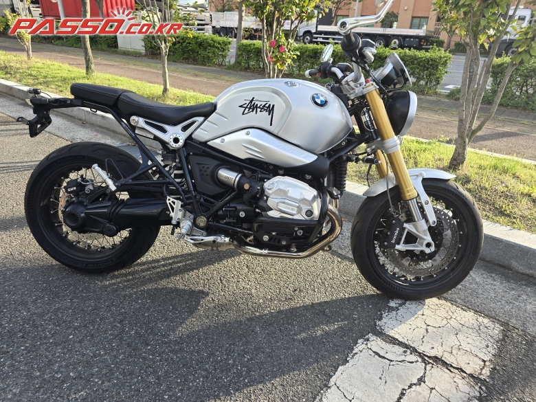BMW R 나인 T
