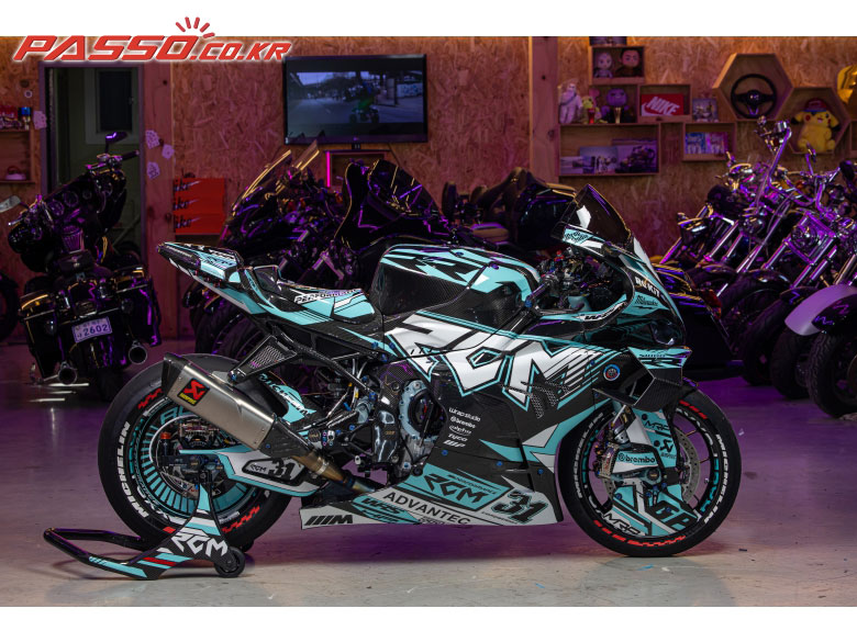 BMW S 1000 RR