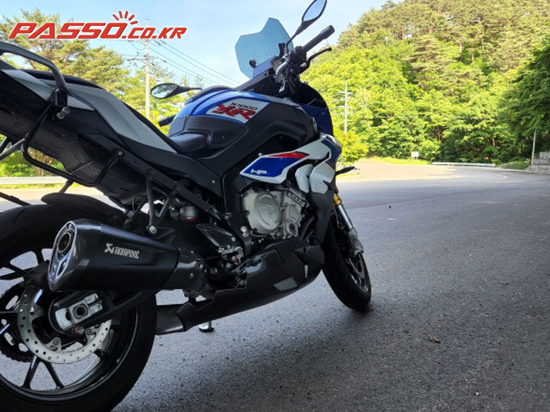 BMW S 1000 XR