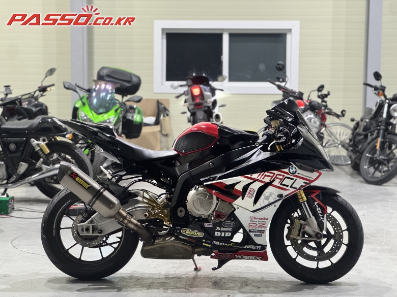 BMW S 1000 RR