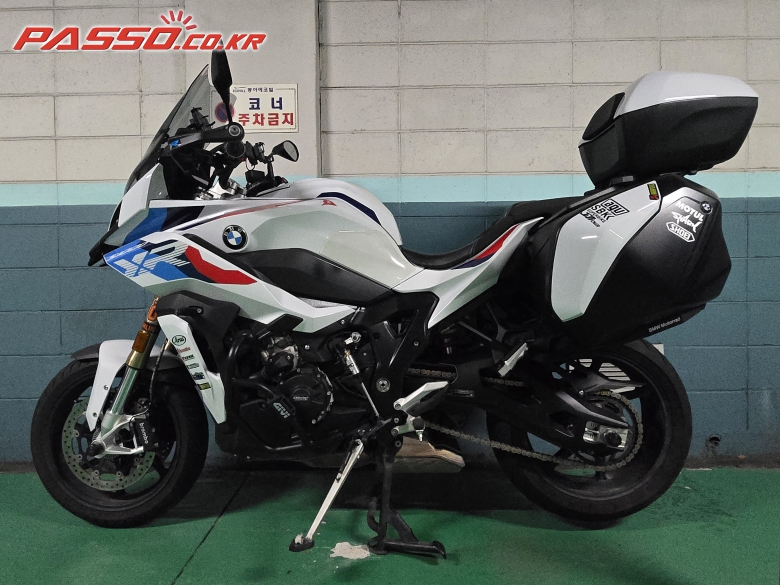 BMW S 1000 XR
