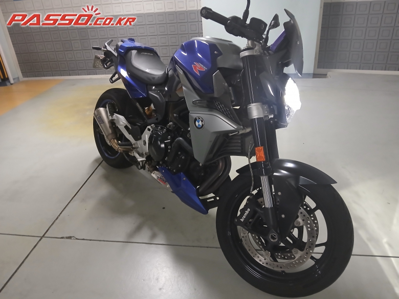 BMW F 900 R