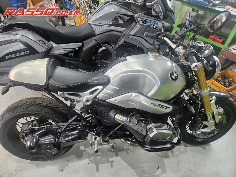 BMW R 나인 T