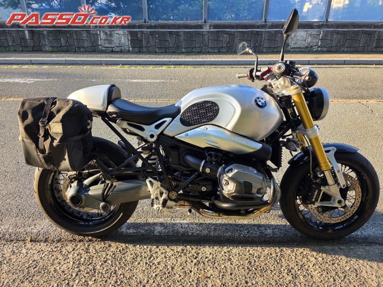 BMW R 나인 T