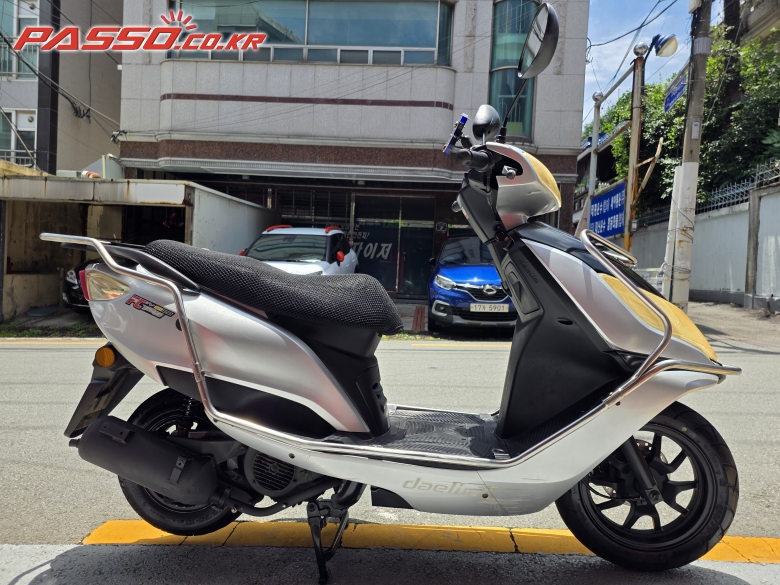 DNA Motors/Daelim FC 125