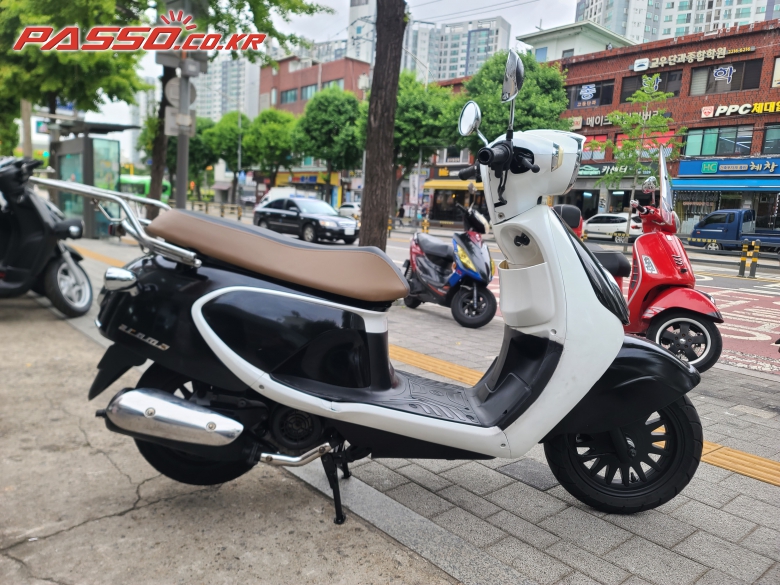 DNA Motors/Daelim 아로마 125