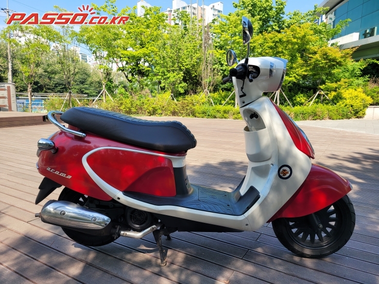 DNA Motors/Daelim 아로마 125