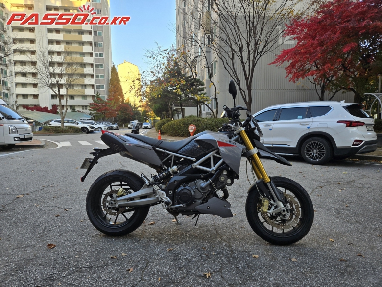 Aprilia 도루소두로 750