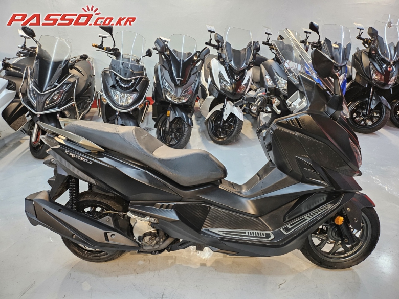 SYM 크루심 300 ABS
