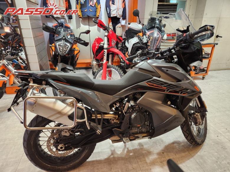 KTM 890 어드벤처