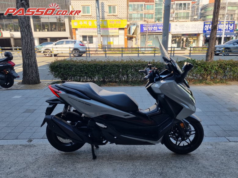 Honda 포르자 350