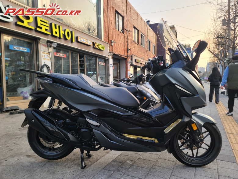 Honda 포르자 350