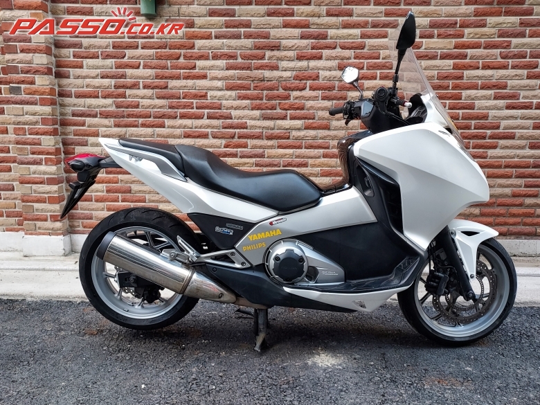 Honda 인테그라 700