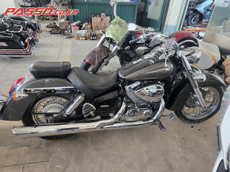 Honda 쉐도우 750 VT