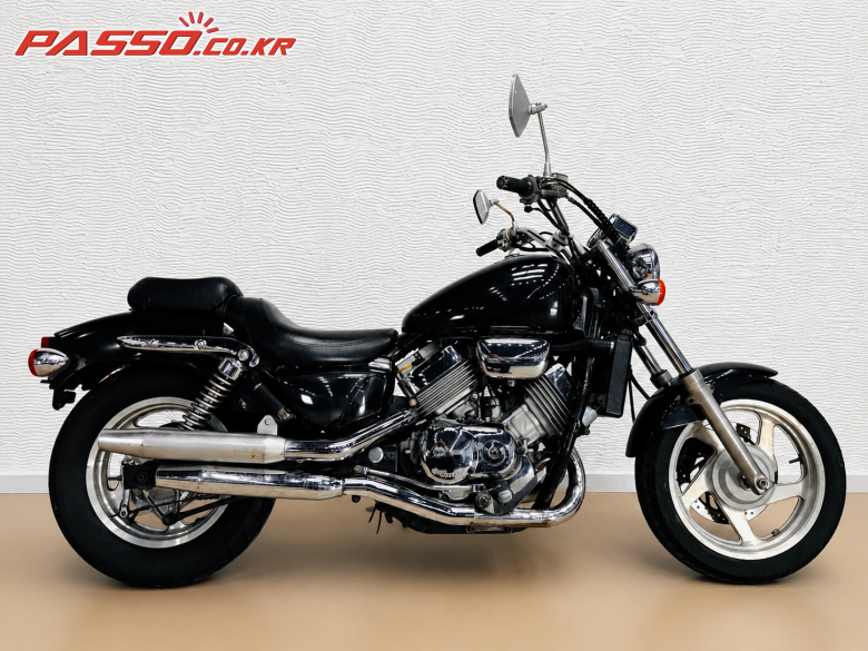 Honda 마그나 750