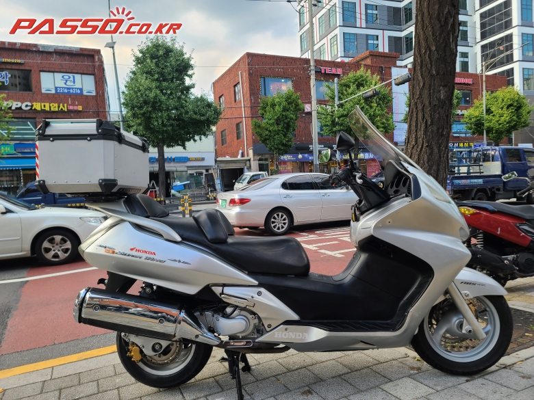 Honda 실버윙 600