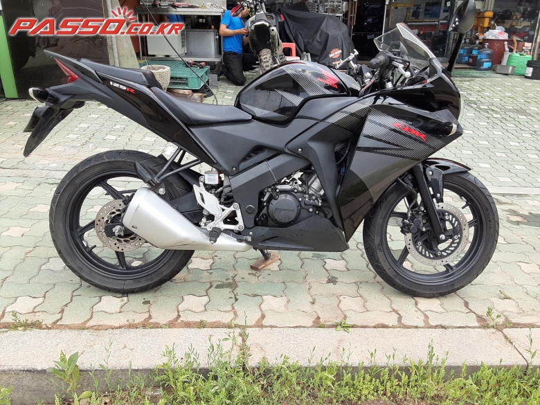 Honda CBR 125 R
