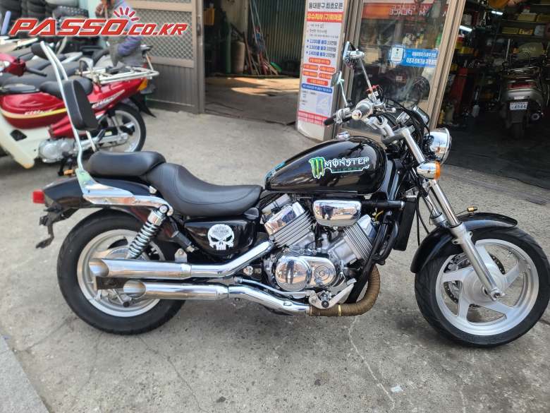 Honda 마그나 750