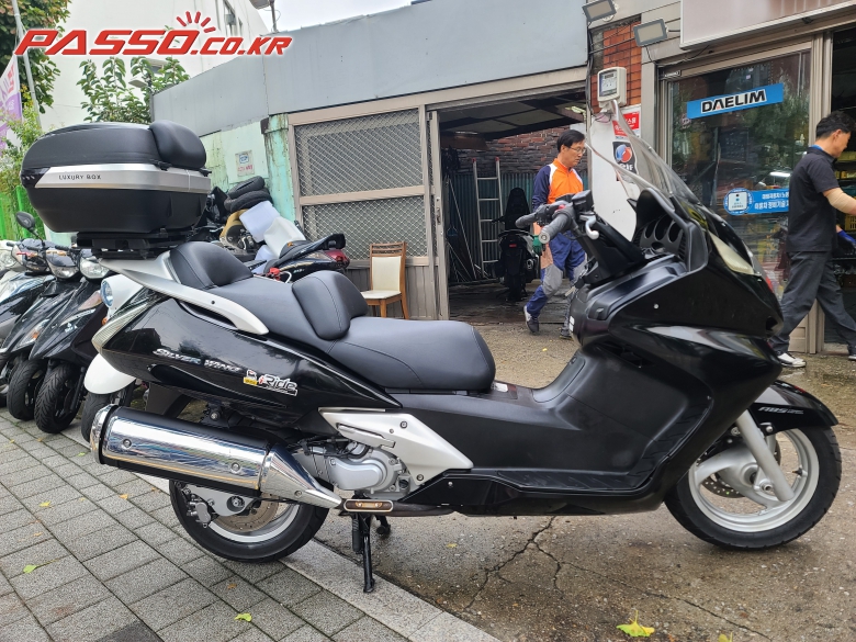 Honda 실버윙 600