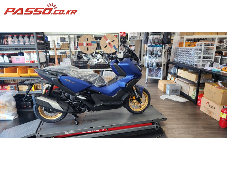 Honda ADV 350