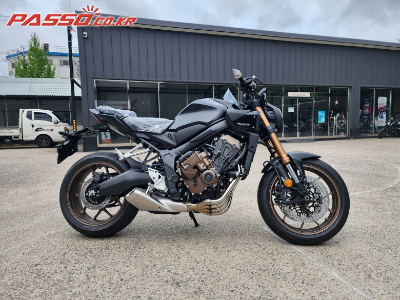 Honda CB 650 R E 클러치