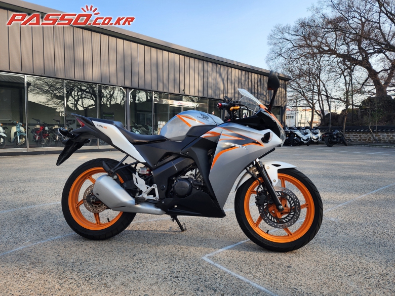 Honda CBR 125 R