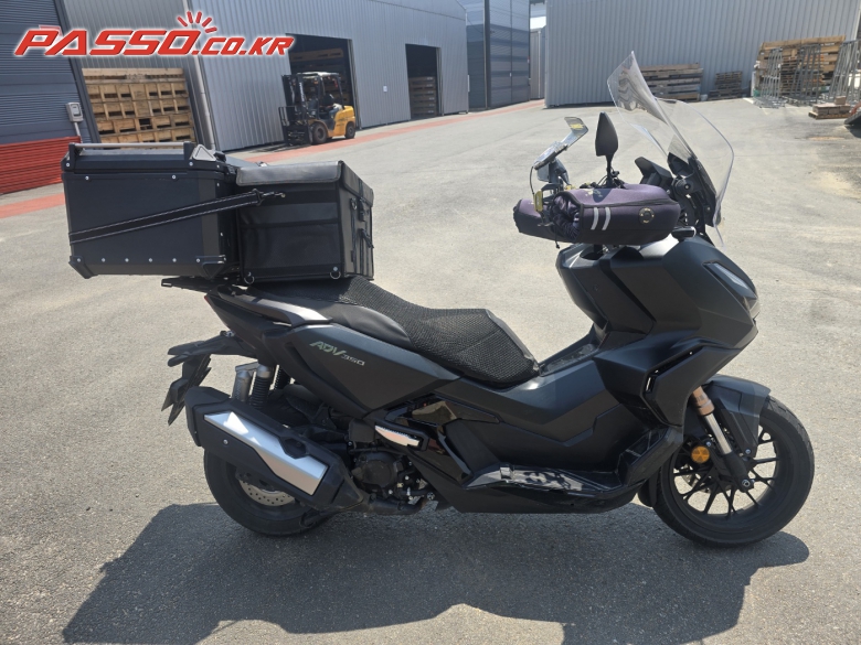 Honda ADV 350