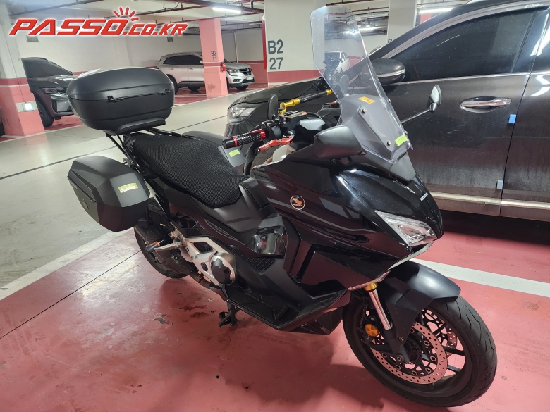 Honda 포르자 750
