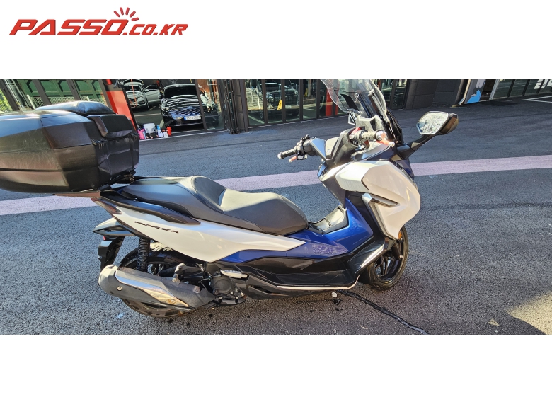 Honda 포르자 300