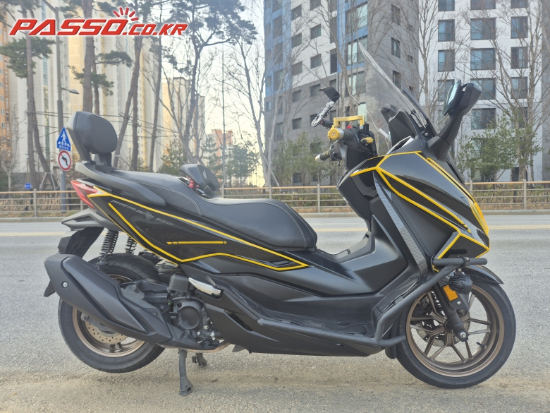 Honda 포르자 350