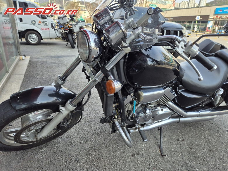 Honda 마그나 750