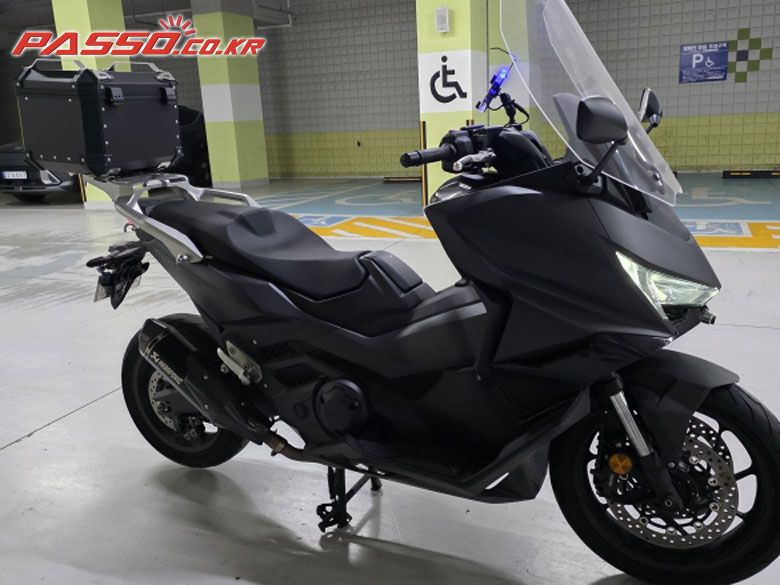 Honda 포르자 750